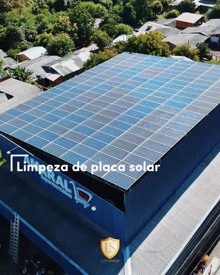 Limpeza de Painéis Solares